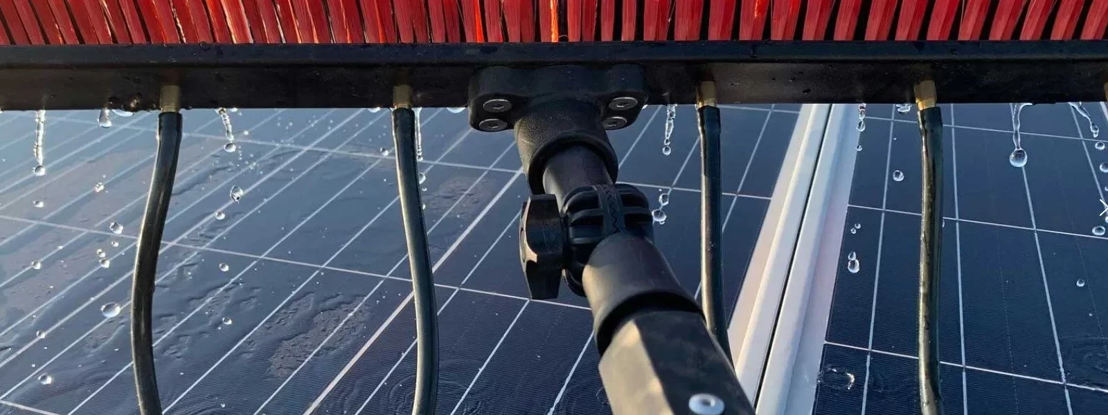 Cleaning service solar panels