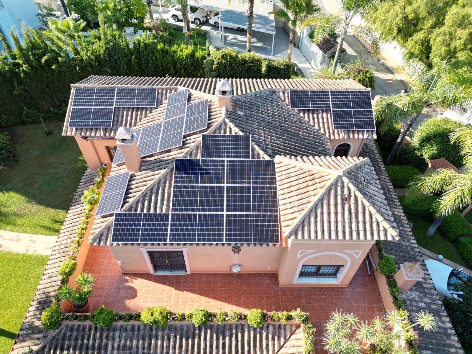 LONGi solar panels installed on residential villa in Guadalmina Marbella
