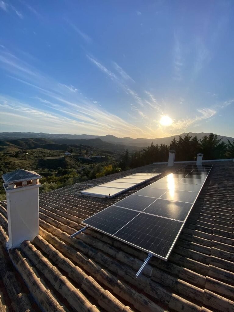 10 Solar Panels Installation in Mijas